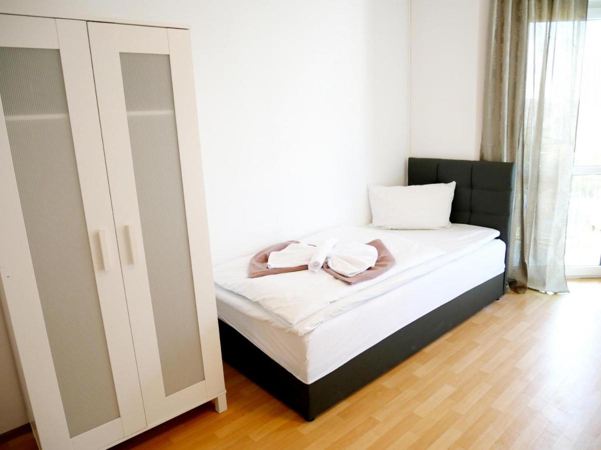 Sunnyhome Monteurwohnungen Und Apartments In Schwandorf Exterior photo