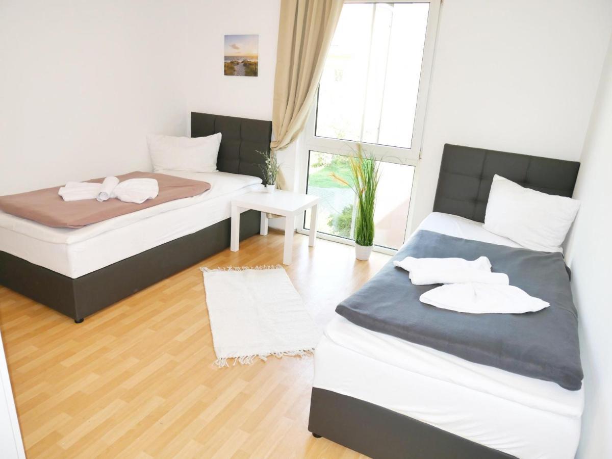 Sunnyhome Monteurwohnungen Und Apartments In Schwandorf Exterior photo
